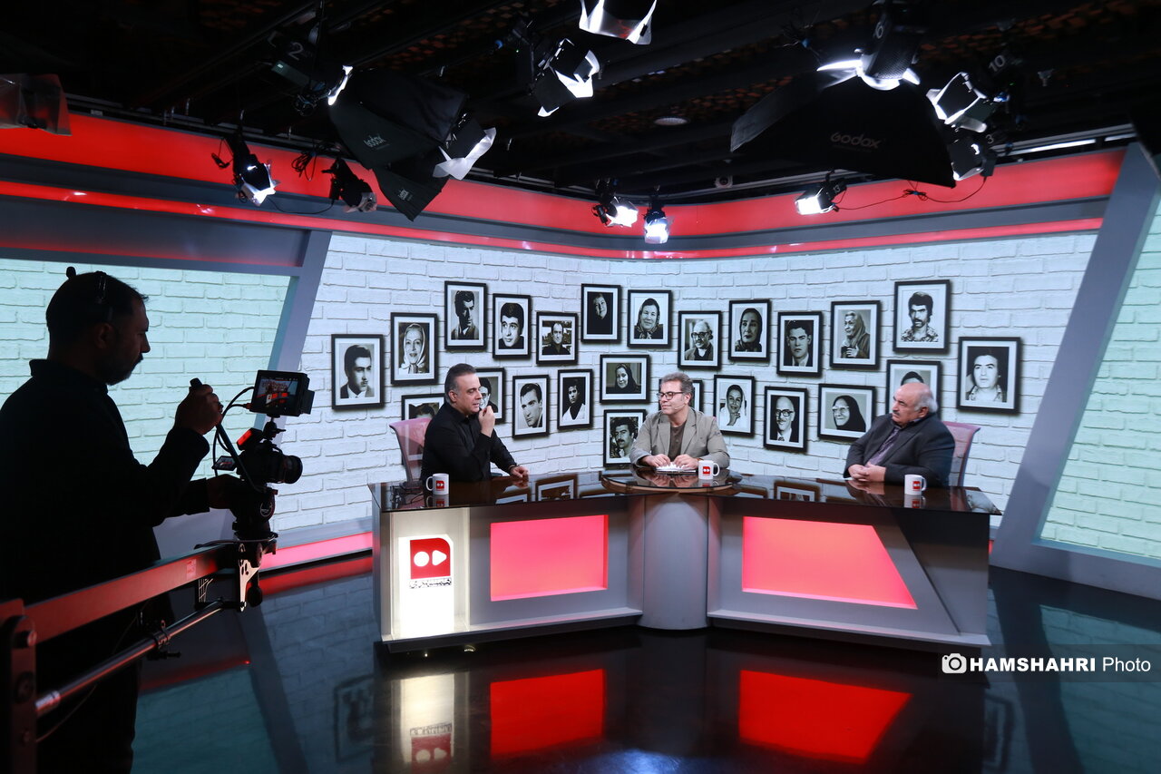 میزگرد همشهری ۲۴ با موضوع سرنوشت دوبله فارسی