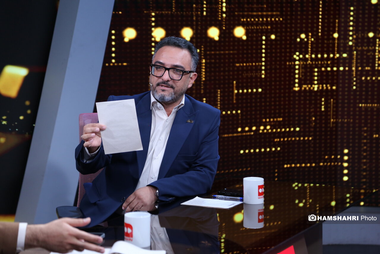 میزگرد با موضوع ضوابط و مقررات فعالیت پلتفرمهای طلا در تلویزیون همشهری میزگرد با موضوع ضوابط و مقررات فعالیت پلتفرمهای طلا در تلویزیون همشهری