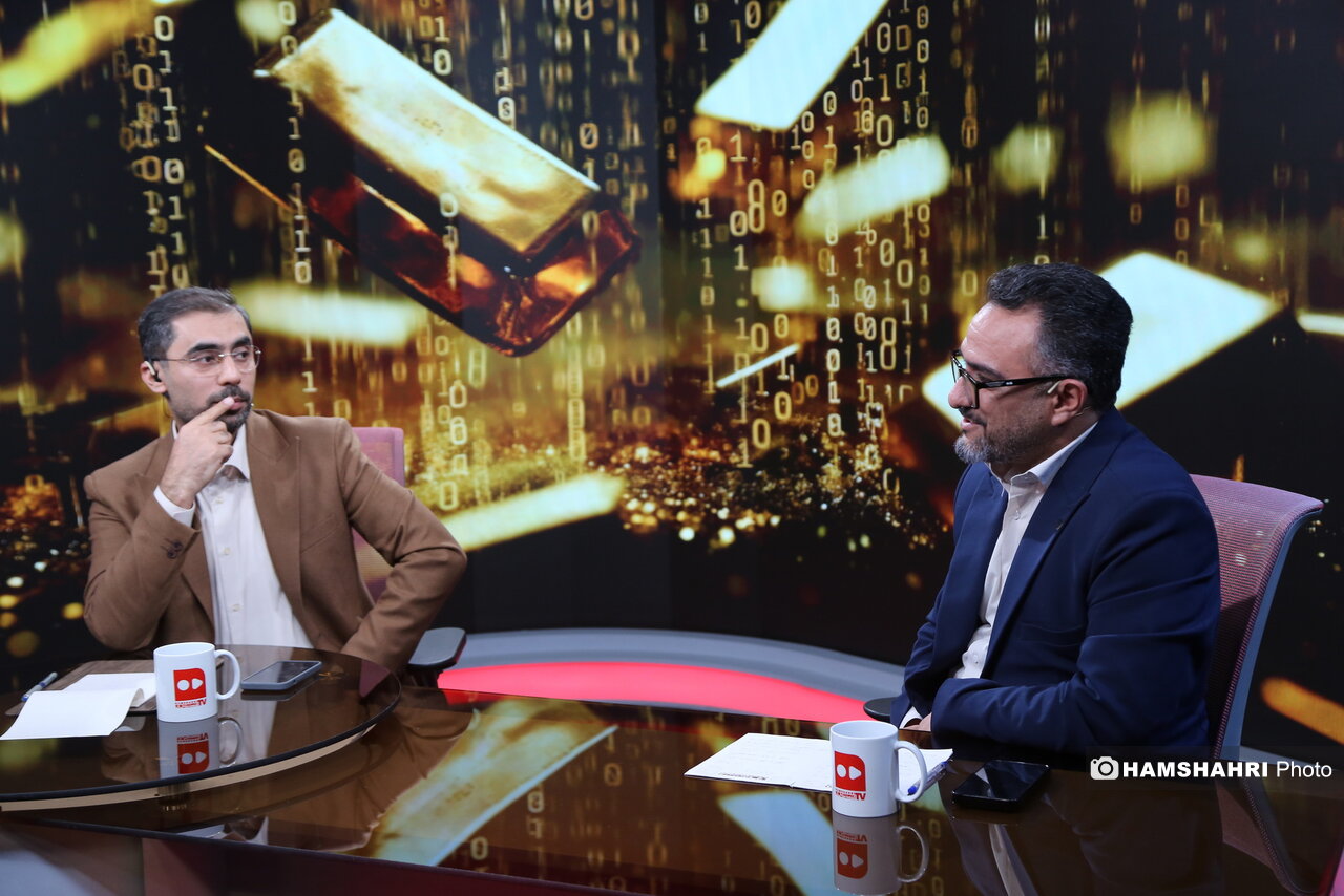 میزگرد با موضوع ضوابط و مقررات فعالیت پلتفرمهای طلا در تلویزیون همشهری میزگرد با موضوع ضوابط و مقررات فعالیت پلتفرمهای طلا در تلویزیون همشهری