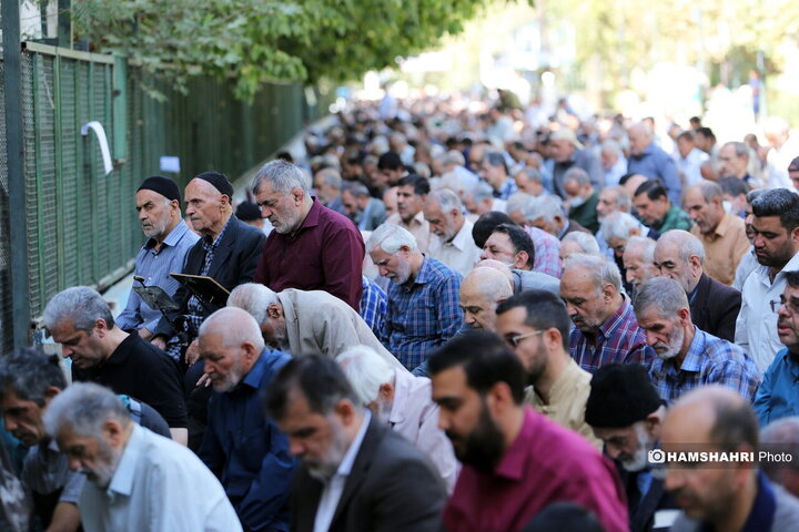 نماز جمعه تهران به امامت آیت الله خاتمی