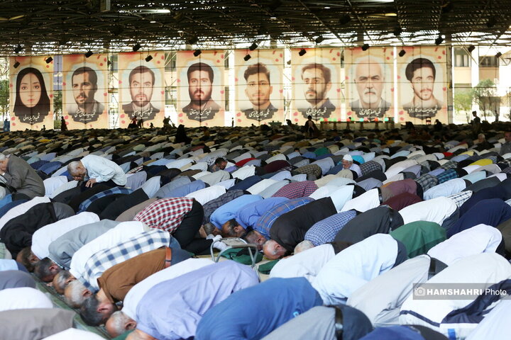 نماز جمعه تهران به امامت آیت الله خاتمی