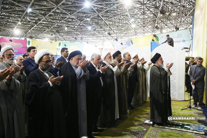 نماز جمعه تهران به امامت آیت الله خاتمی