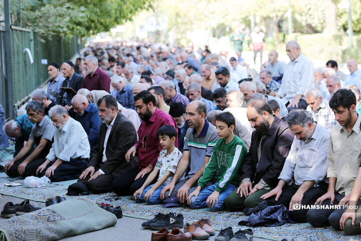 نماز جمعه تهران به امامت آیت الله خاتمی