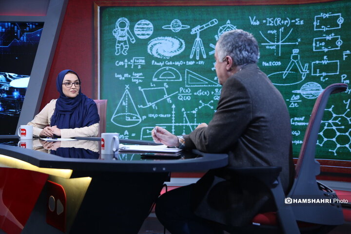 برنامه دانستنیها
