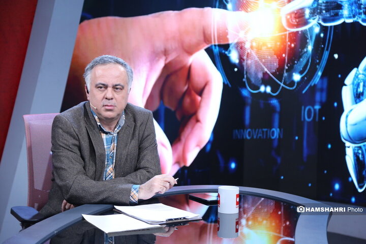 برنامه دانستنیها