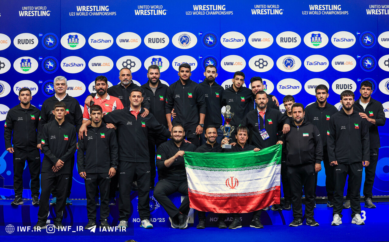 رفتار متفاوت حسن رنگرز؛ قهرمانساز بیادعا در اوج افتخار جهانی تيم ملي كشتي فرنگي