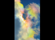 ابرهای رنگارنگ در آسمان چین! + ویدئو | وقتی آسمان کاغذ ابروباد شد