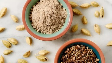 بهترین ادویه برای کاهش قند خون و رفع بوی بد دهان