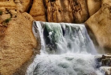 پرآب ترین چشمه ایران خشک شد! | سرچشمه کارون و زاینده‌رود در خشکی مطلق | این پروژه‌ها باید فورا متوقف شوند + فیلم