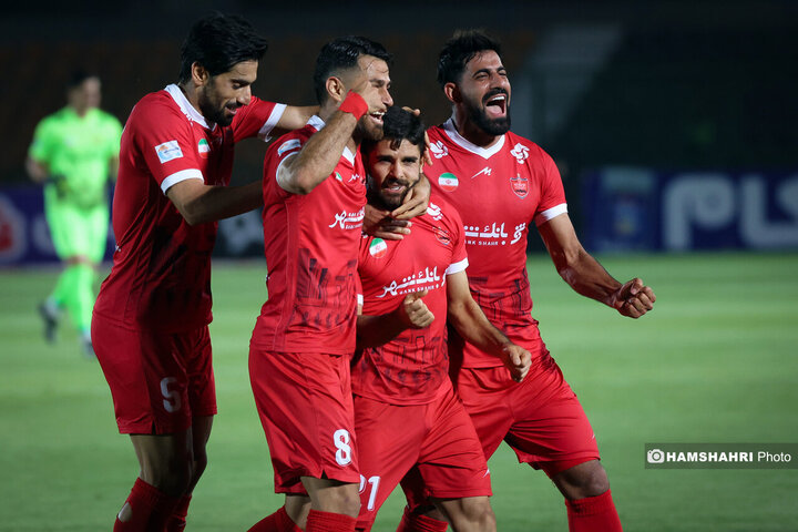 برد ۲ بر صفر پرسپولیس مقابل ذوبآهن