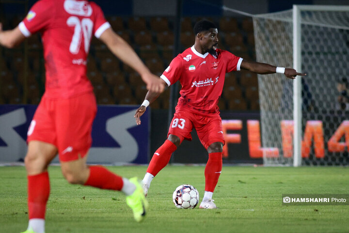 برد ۲ بر صفر پرسپولیس مقابل ذوبآهن