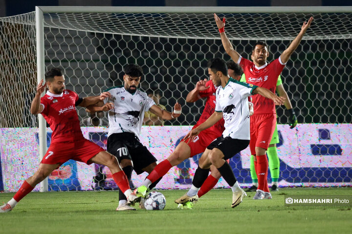 برد ۲ بر صفر پرسپولیس مقابل ذوبآهن