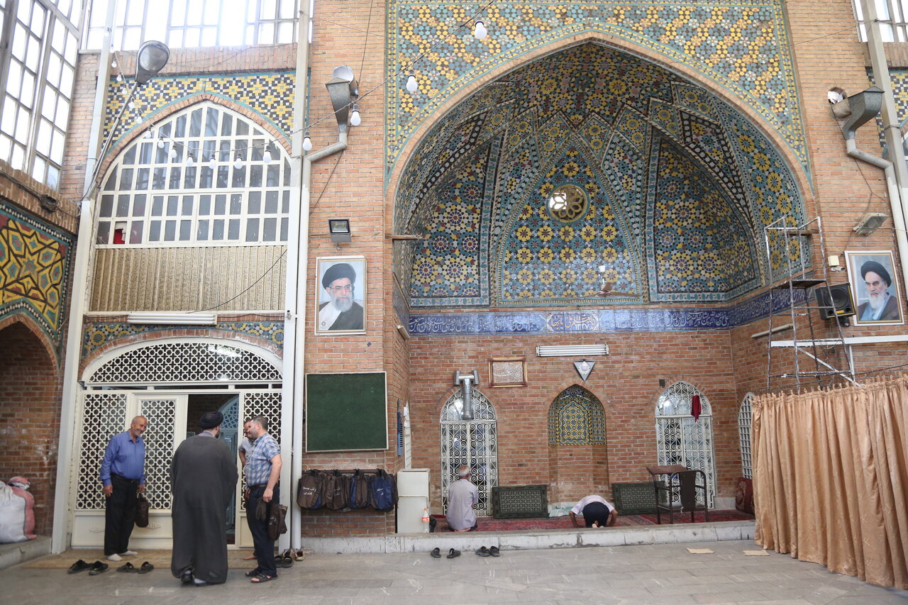 چرا بانی این مسجد فلک شد؟ | تاجری که جرقه انقلاب مشروطه را زد