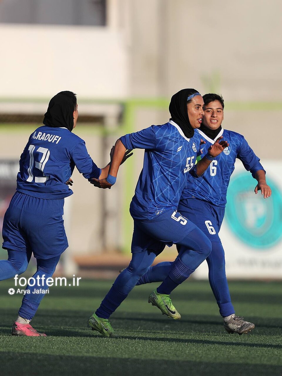 شادی بانوان آبی‌پوش بعد از به ثمر رساندن اولین گل جنجال آفرین شد | تصاویر