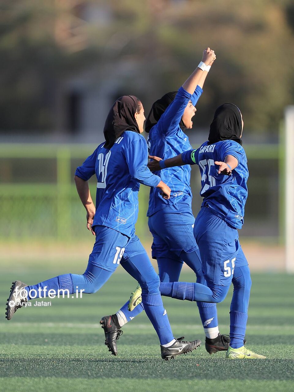 شادی بانوان آبی‌پوش بعد از به ثمر رساندن اولین گل جنجال آفرین شد | تصاویر