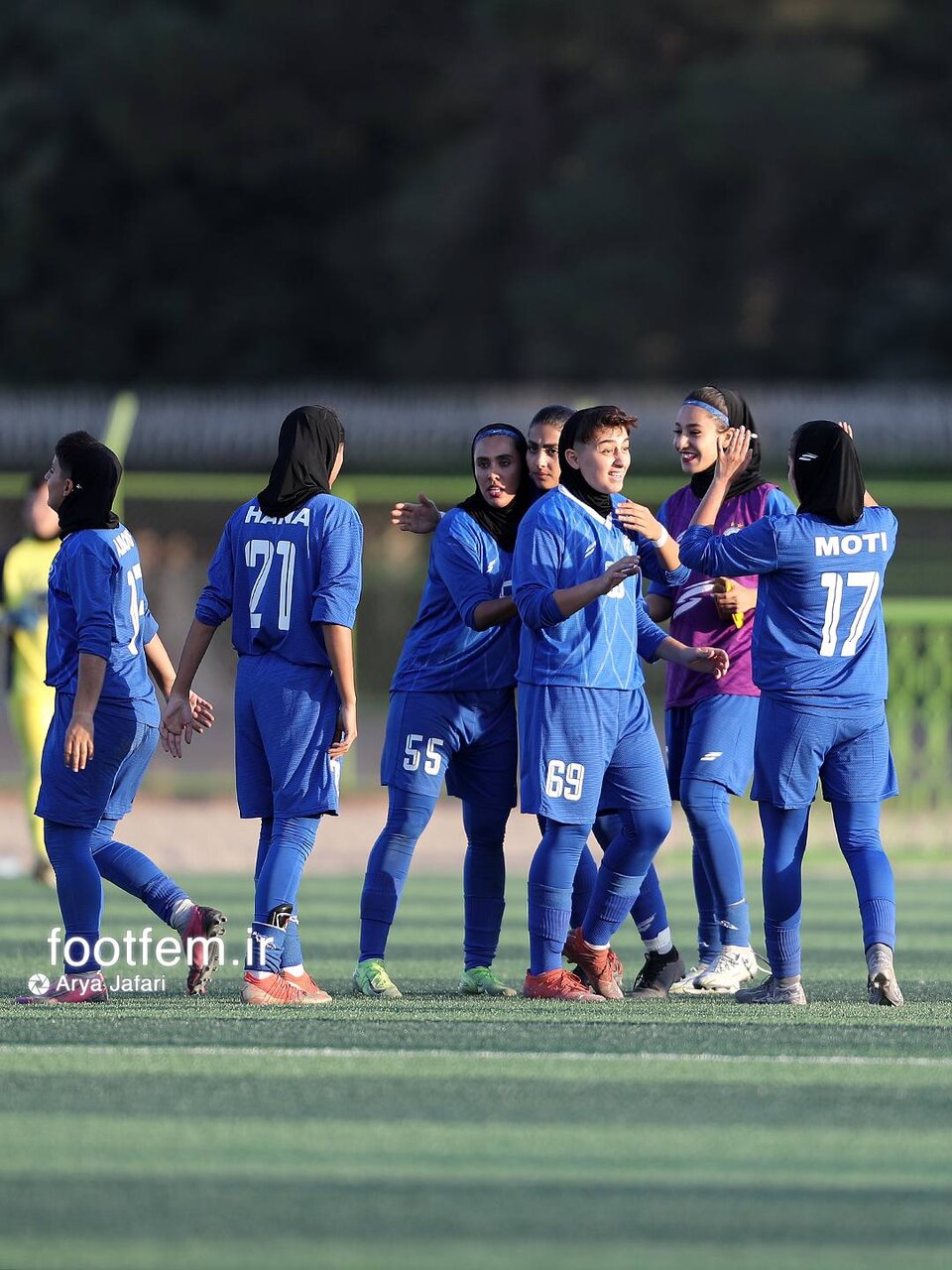 شادی بانوان آبی‌پوش بعد از به ثمر رساندن اولین گل جنجال آفرین شد | تصاویر