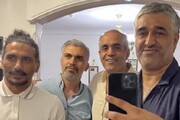 سلفی جدید پژمان جمشیدی در کنار جواد کاظمیان برای تماشای الکلاسیکو + عکس