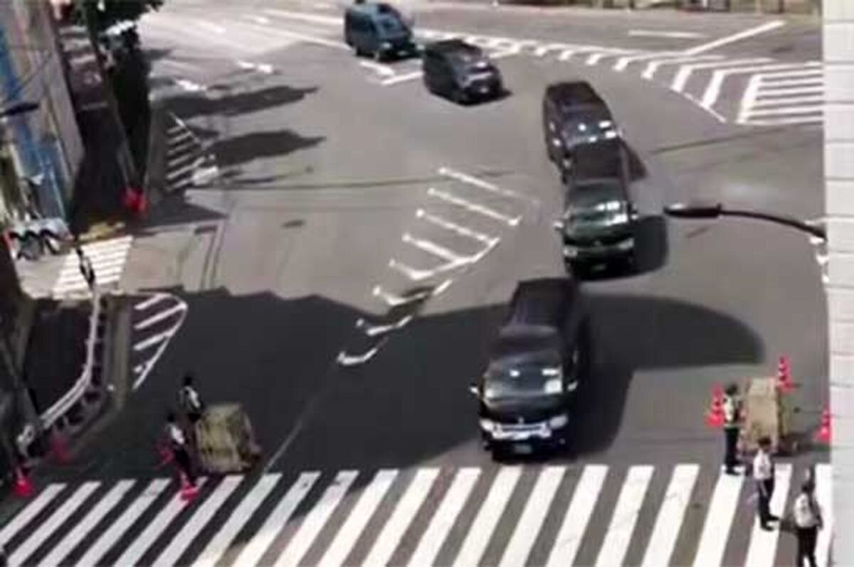 ترامپ در مالزی اینگونه اسکورت شد 