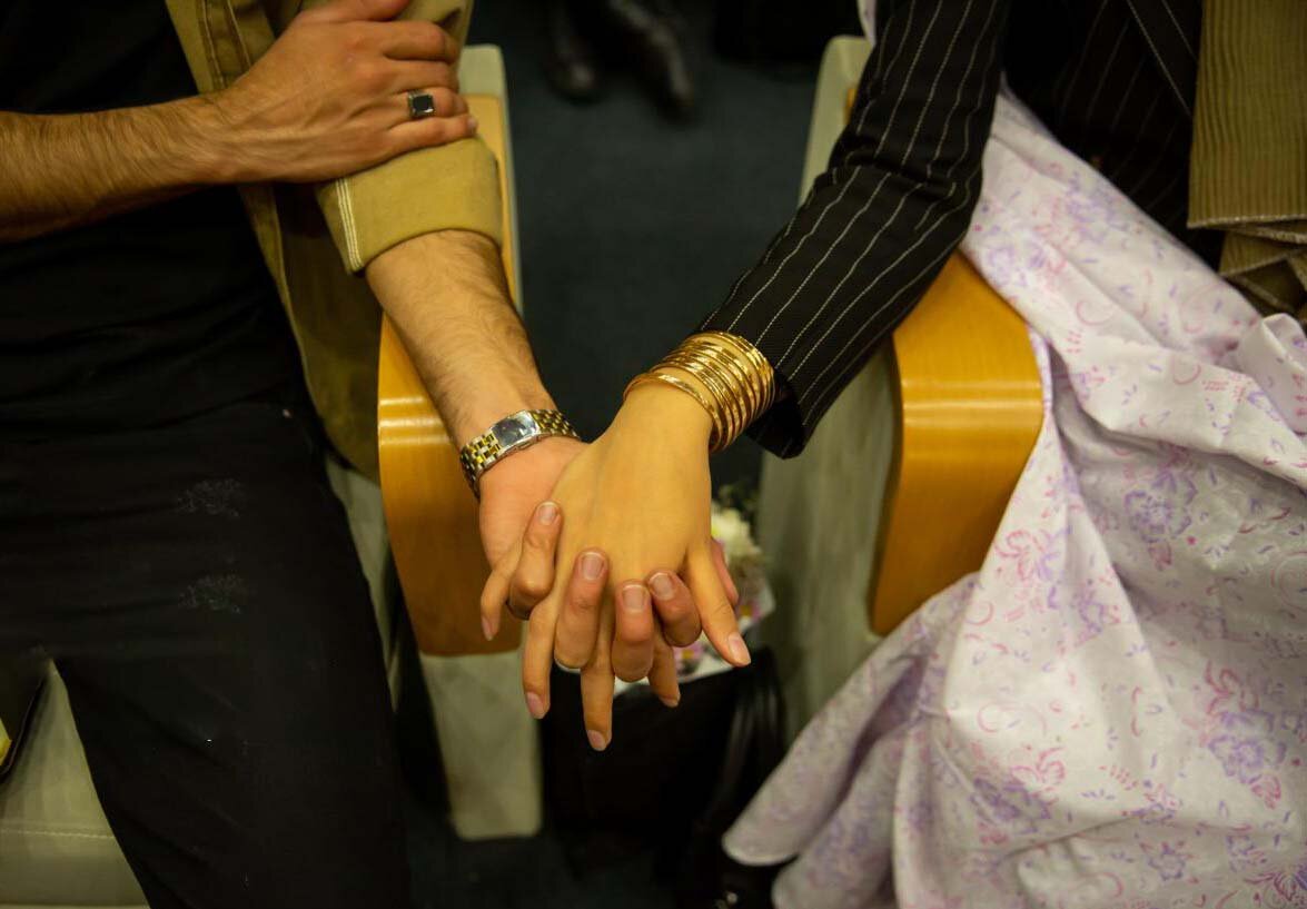 تصاویر جالب از حضور نوزادان در عروسی پدر و مادر! ؛ ببینید | قاب‌های رمانتیک از بزرگترین جشن ازدواج در اصفهان