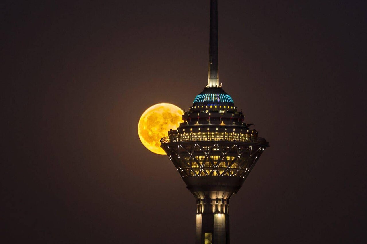 تهرانی ها برای گشت و گذار شبانه کجا می روند؟