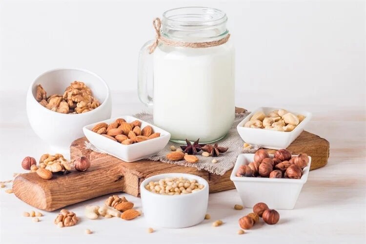 آیا شیرهای گیاهی می‌توانند جای شیر گاو را بگیرند؟