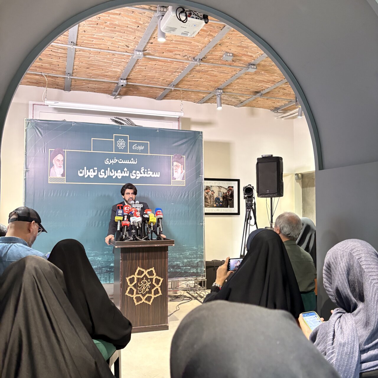 هر هفته یک پروژه در پایتخت افتتاح می شود/  فعالیت ۱۶۳ ایستگاه مترو تا پایان سال نشست خبری سخنگوی شهرداری تهران/عبدالمطهرمحمدخانی