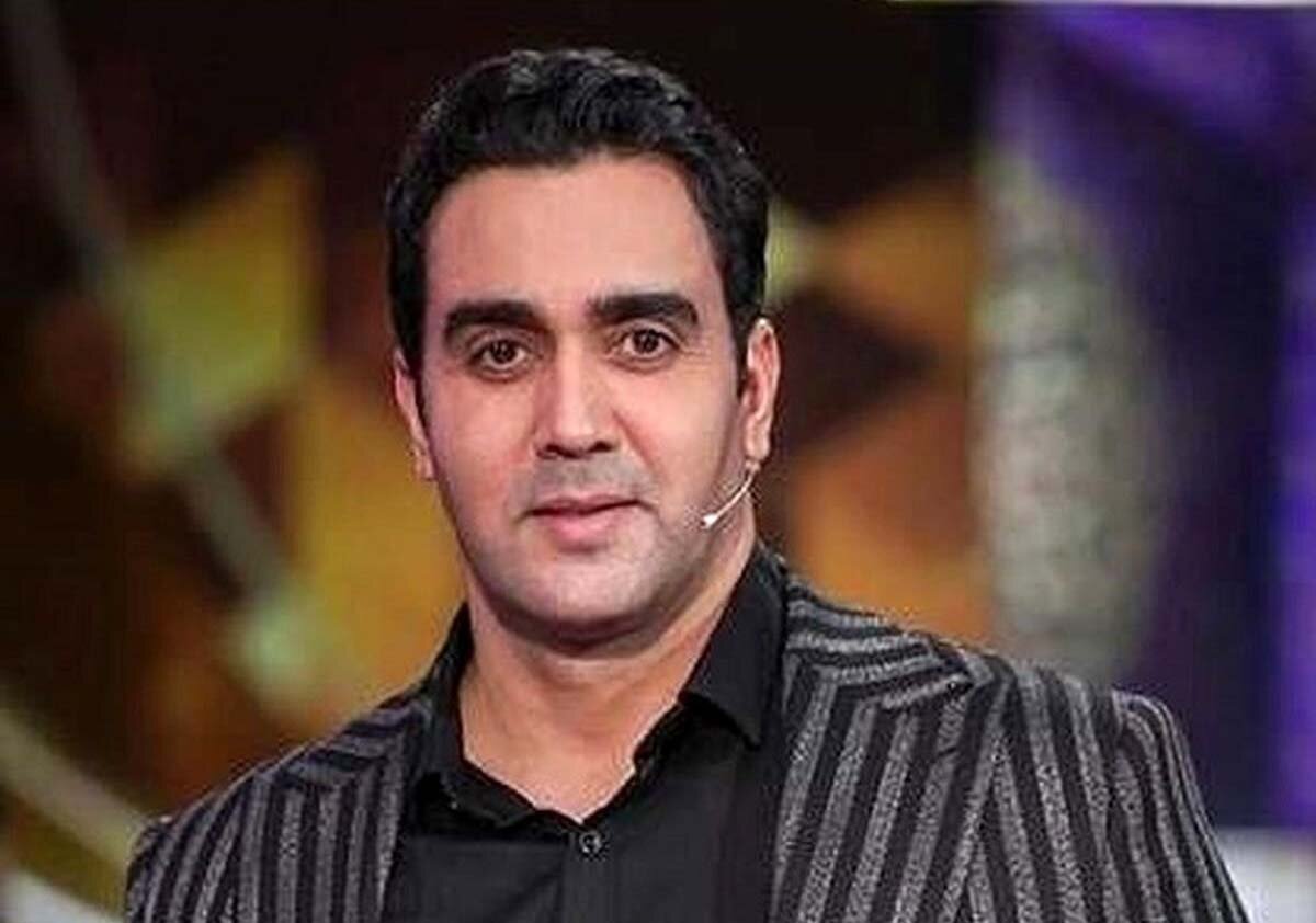 پوریا پورسرخ تماشاگر ویژه ال کلاسیکو در سانتیاگو برنابئو | عکس