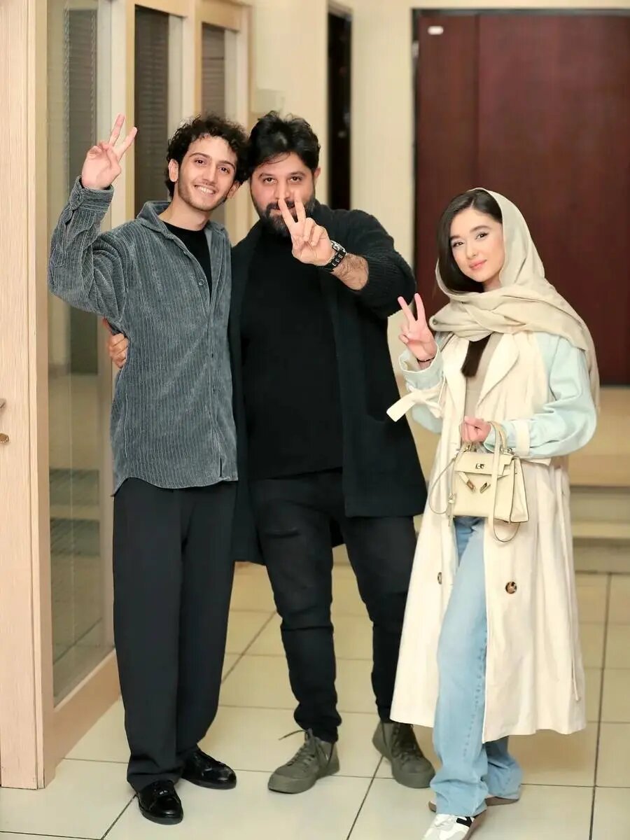 از تیپ متفاوت امین حیایی تا پانته‌آ پناهی‌ها و دیگر بازیگران در یک مراسم خاص | تصاویر