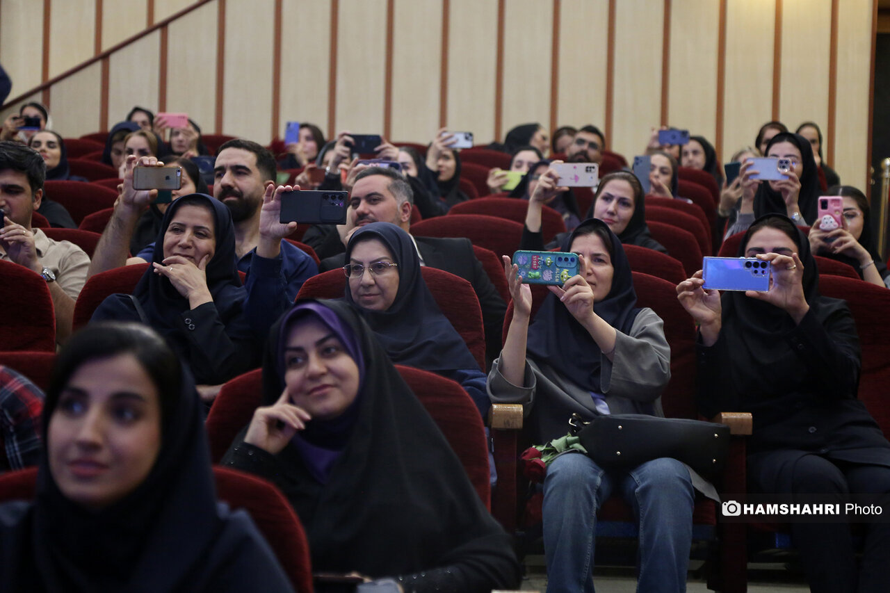 آیین بزرگداشت مقام پرستاران دانشگاه علوم پزشکی شهید بهشتی