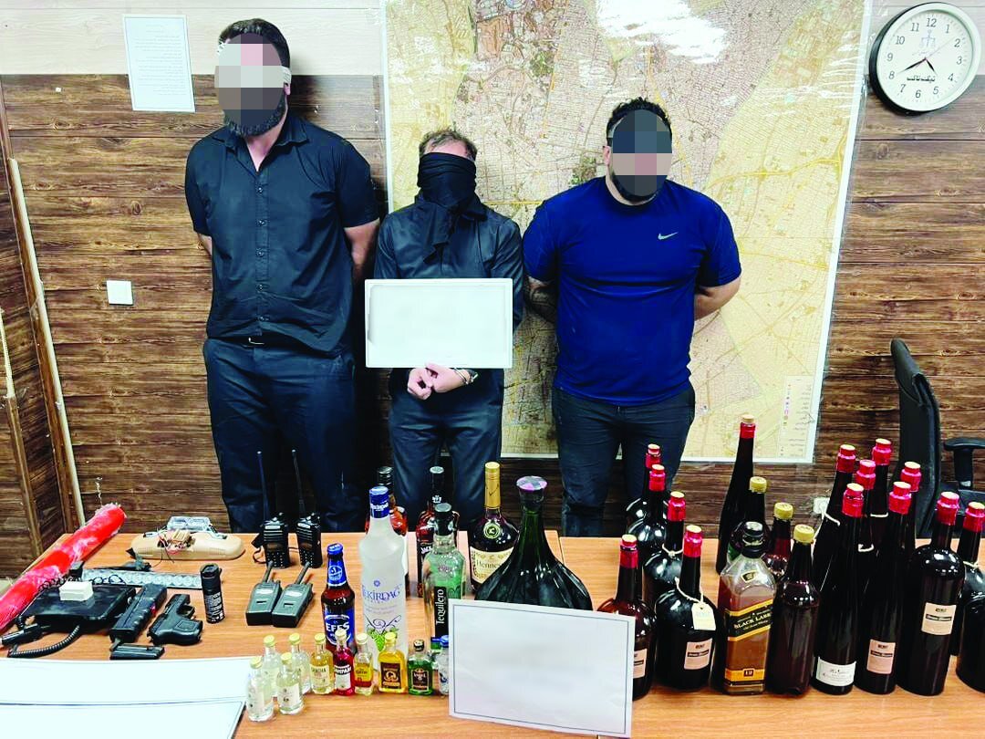 ماموران قلابی