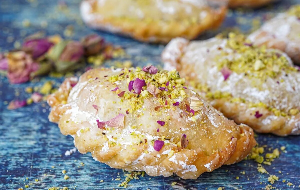 قطاب کرمانی ؛ شیرینی خوشمزه از دوران هخامنشی + روش تهیه قطاب