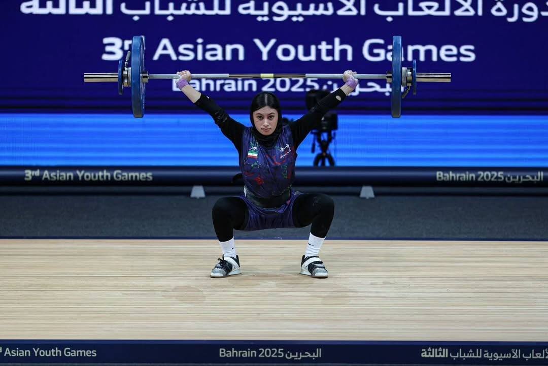 قابهای دیدنی از رکوردزنی دختر وزنهبردار ایرانی در بحرین | ببینید