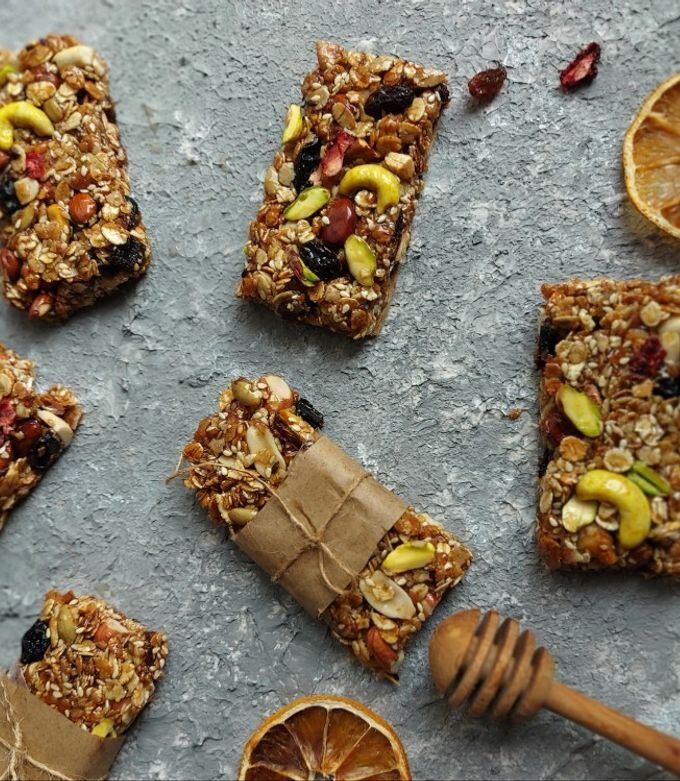 طرز تهیه گرانولا بار برای سالم خورها ؛ بدون شکر، بدون روغن ، بدون فر