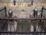 مجسمه‌هایی منفور در چین