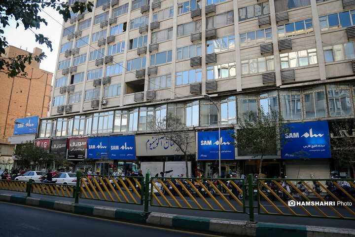 پاساژهای شانزلیزه و آلومینیوم پلمب شدند