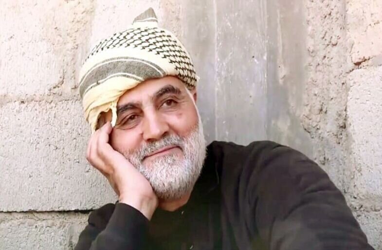 خاطره‌ای از ادب حاج قاسم سلیمانی + ویدئو