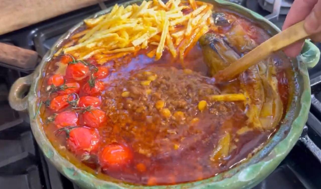 طرز تهیه قیمه رشتی با گوشت چرخ کرده به سبک قدیمی ها