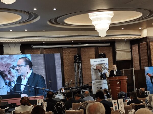 ۶۰۰ درصد در نرخ ویزیت پزشکان عقب‌ماندگی داریم | شرمنده متخصصان داخلی کشور هستیم