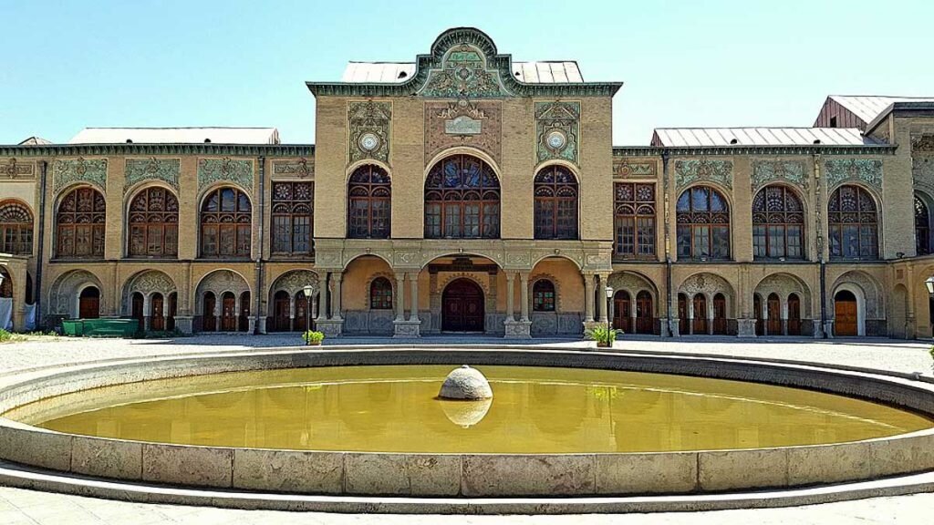 مهمترین عمارتهای به جا مانده از دوره قاجار در تهران