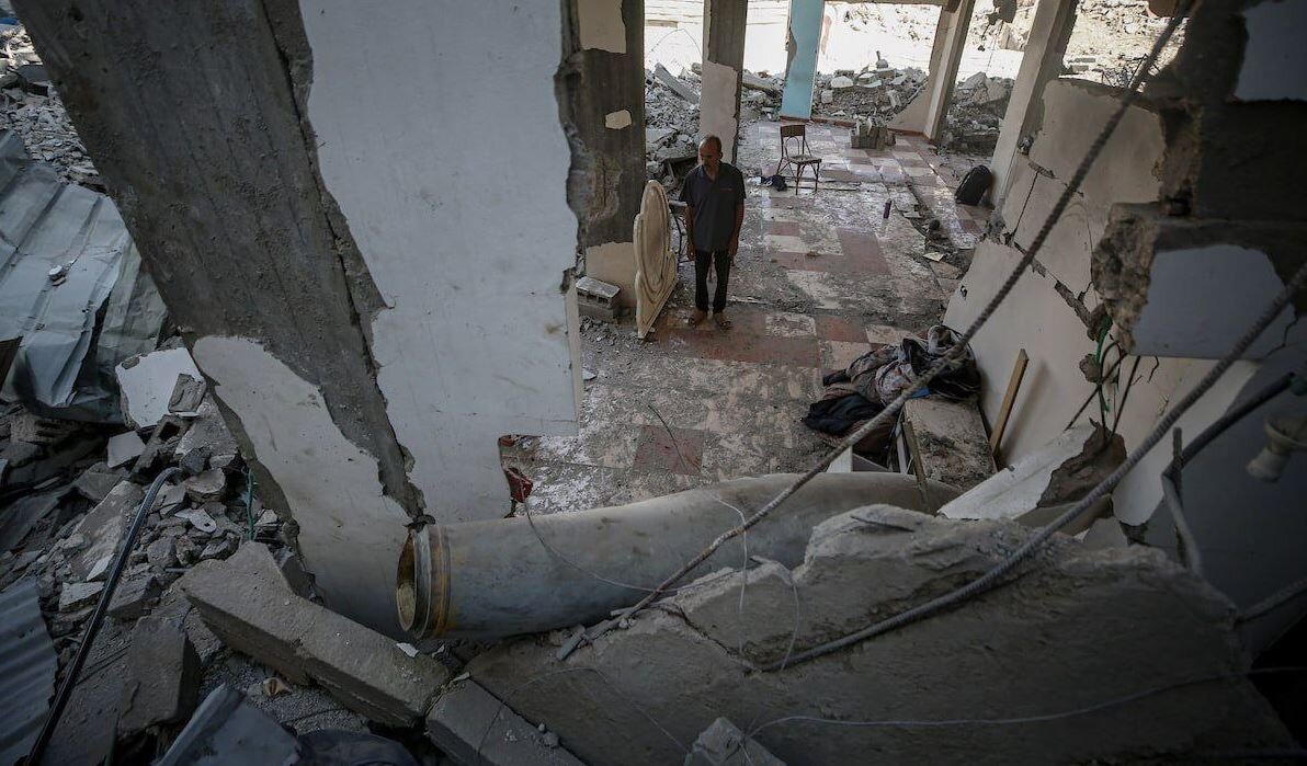 بمبی که در منزل یک فلسطینی عمل نکرد؛ تصاویر | این بمب می توانست فاجعه‌ای انسانی را رقم بزند