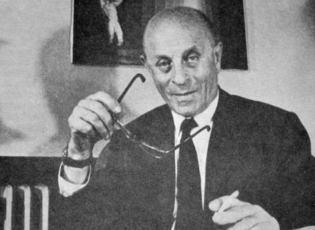 اختراع ساده ای که دنیای ارتباطات را تکان داد | ۸۰ سال با خودکار