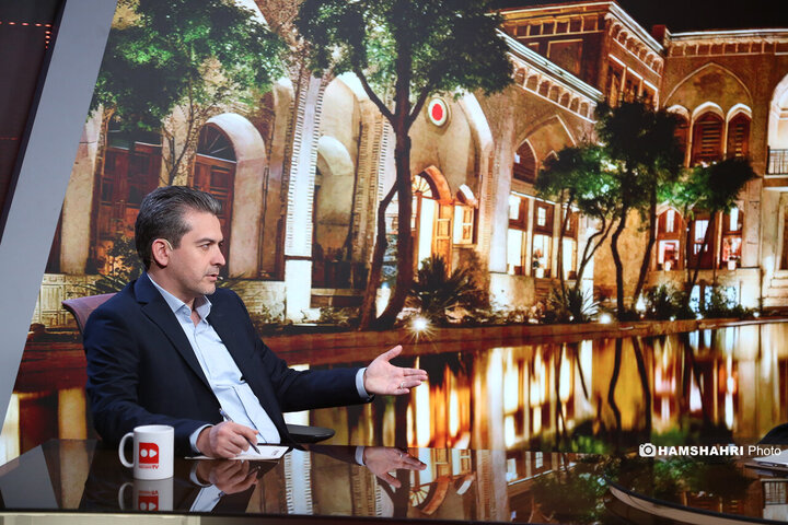 تبدیل بناهای تاریخی به کافه وهتل