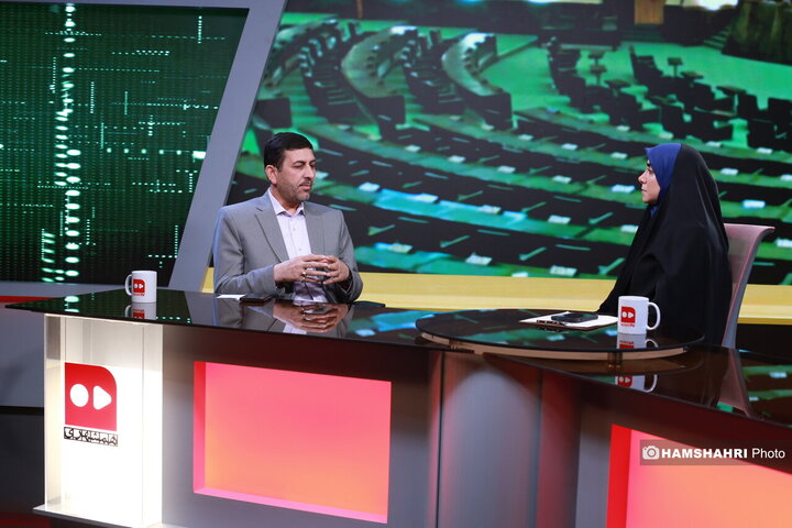 زیر پوست مجلس با موضوع میدری در پیچ استیضاح  (قسمت دوم)