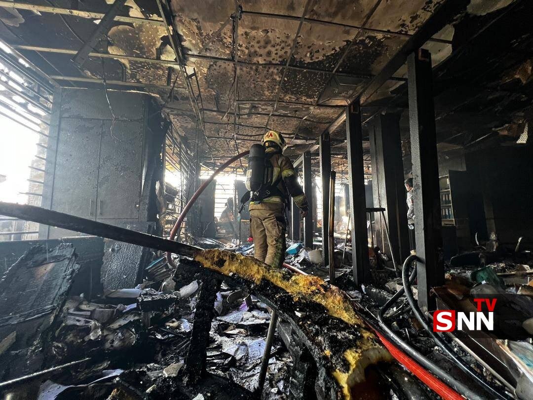 رستوران دود شد؛ تصاویری از آتش سوزی مهیب یک رستوران در تهران