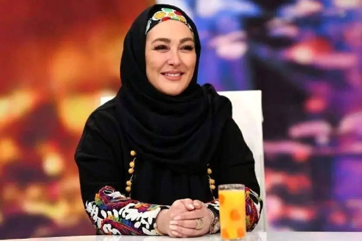 تصویر قدیمی و کمتر دیده شده از افسانه بایگان و الهام حمیدی در بیت رهبری