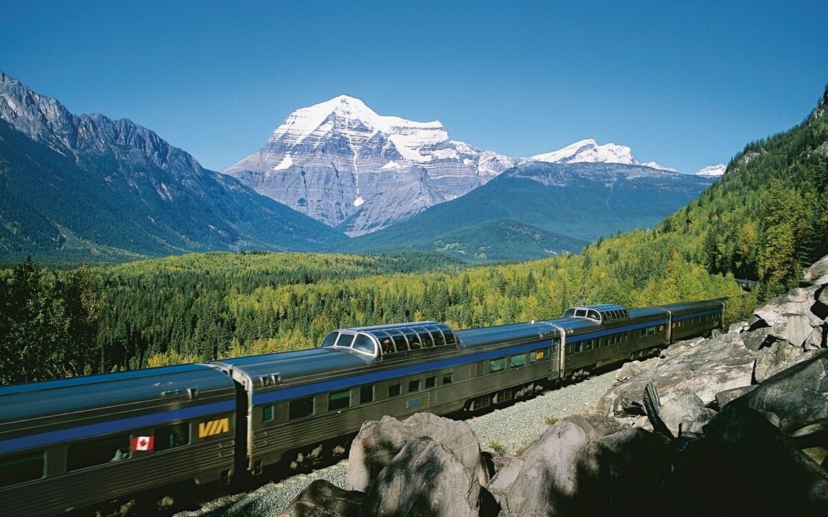 آشنایی با قطارهای گردشگری در ایران | تجربهای نو برای کشف مناظر بکر و طبیعت بینظیر