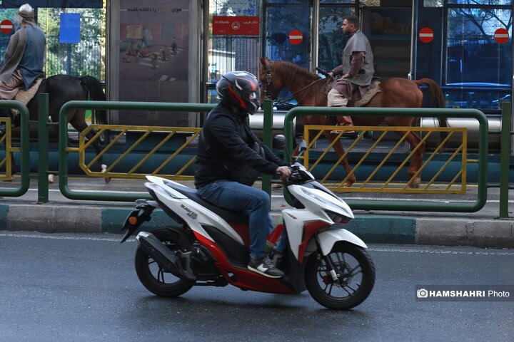 کمپین «مقابل ایران دوباره زانو می زنید»