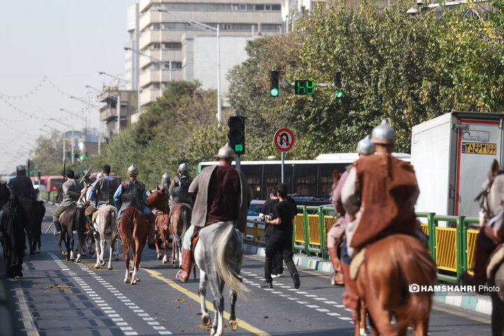 کمپین «مقابل ایران دوباره زانو می زنید»