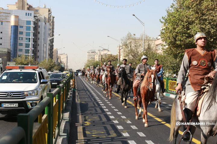 کمپین «مقابل ایران دوباره زانو می زنید»