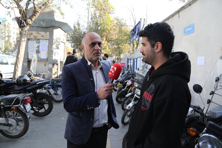 تریبون آزاد در سطح منطقه ۱۸